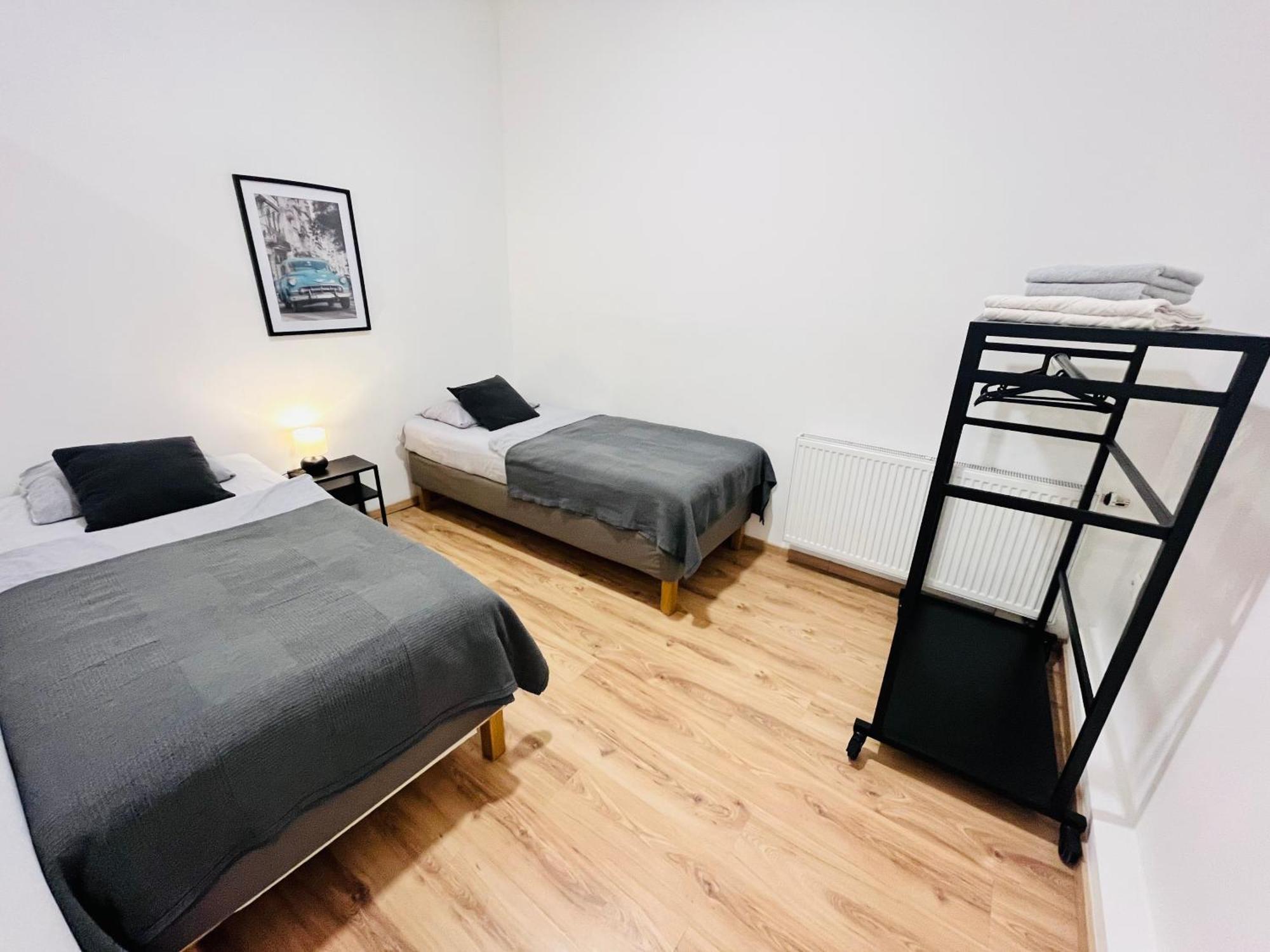 Apartment Central 10A 40Qm Wi-Fi Free Parking Calm Back House Dortmund Exterior foto