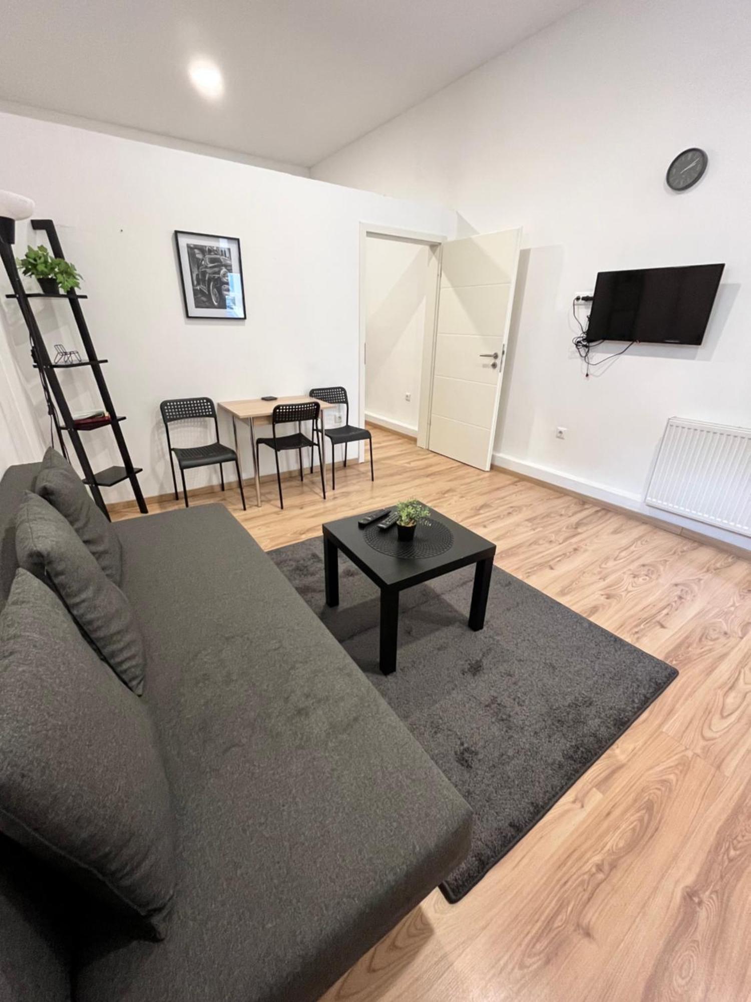 Apartment Central 10A 40Qm Wi-Fi Free Parking Calm Back House Dortmund Exterior foto