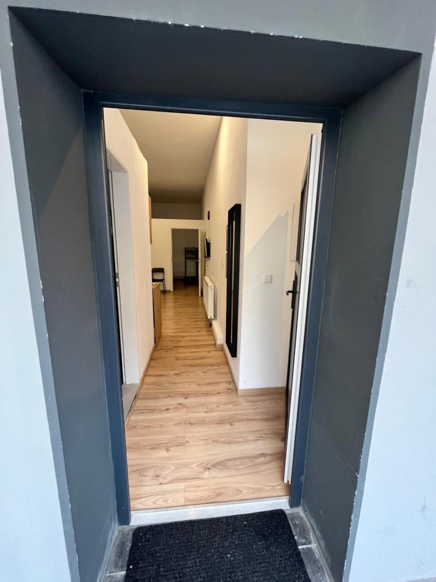 Apartment Central 10A 40Qm Wi-Fi Free Parking Calm Back House Dortmund Exterior foto